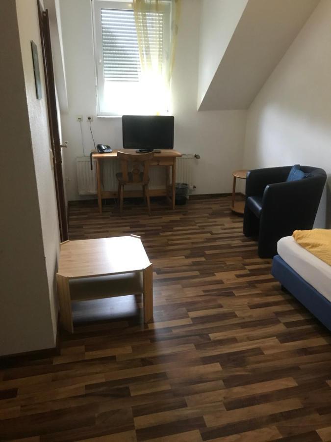 Hotel Kaufmann Rommerskirchen Экстерьер фото